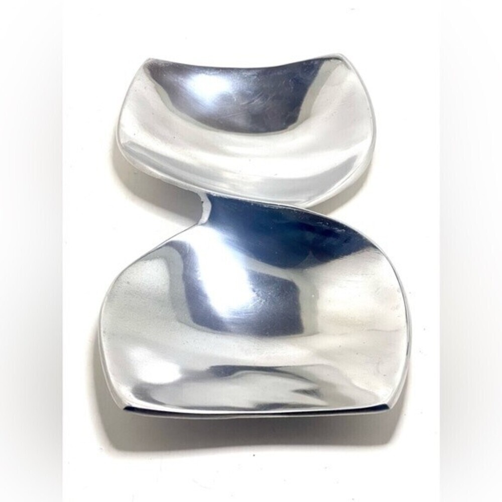 Ihi India Polished Aluminum Double Serving Bowl. - Picture 3 of 5